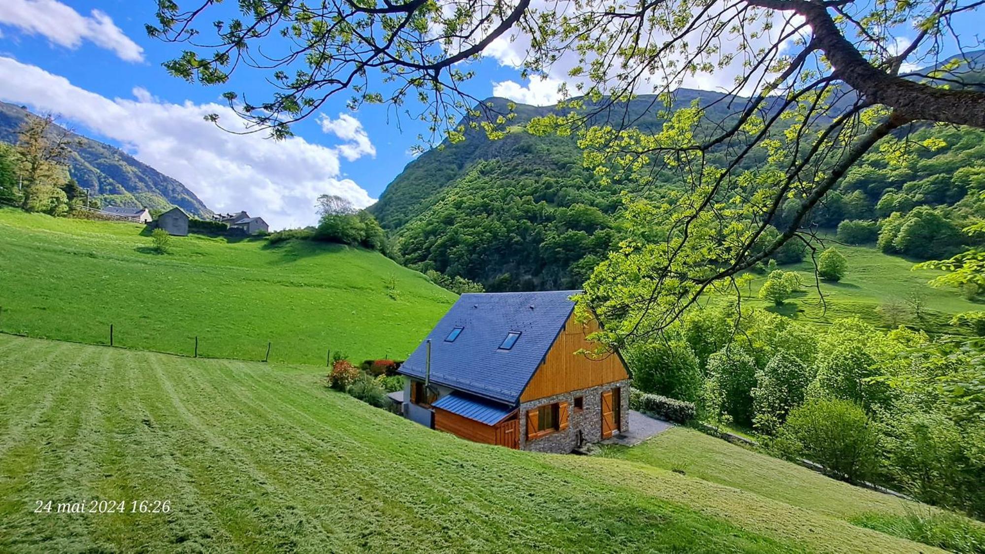 Le Bordarriben Sauna & Spa 4 Etoiles Gedre Exterior photo